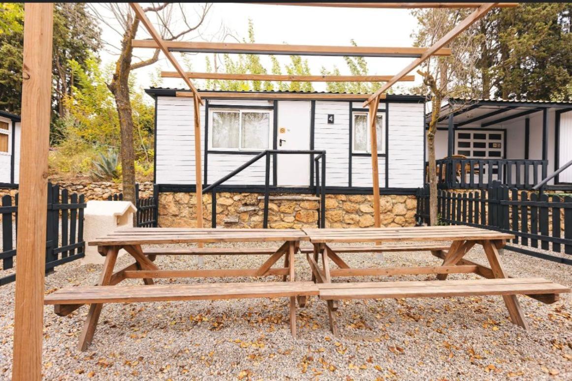 Camping & Bungalows Suspiro Del Moro Otura ภายนอก รูปภาพ